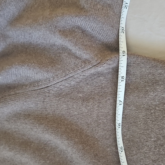 Cashmere Cardigan - Picture 9 of 14